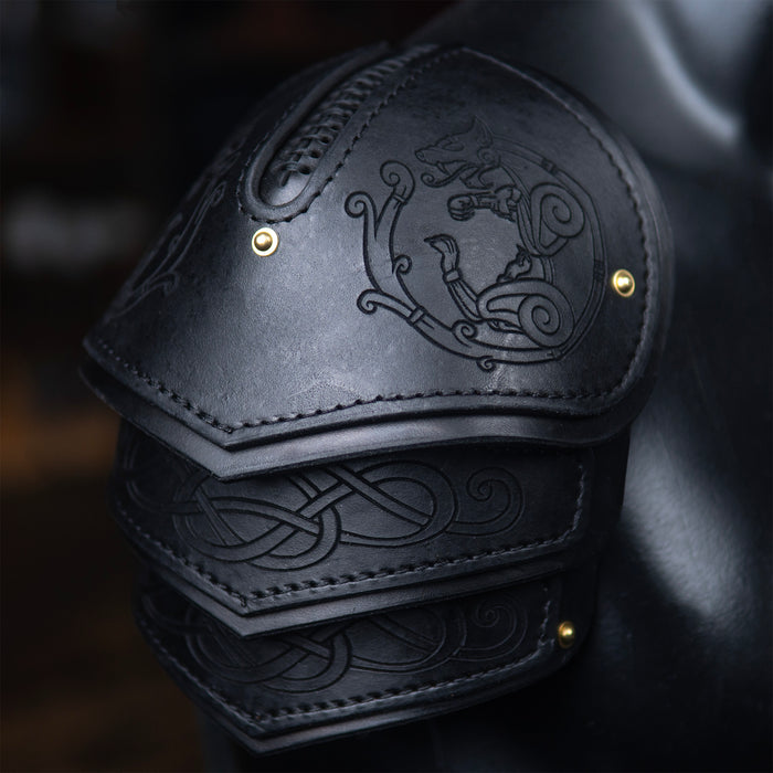 Shoulder Armor Pattern / Spaulder Pattern - Leather Armor - SVG PDF